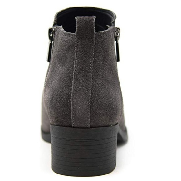 Chic Kenneth Cole NY Booties - Picture 3 of 4